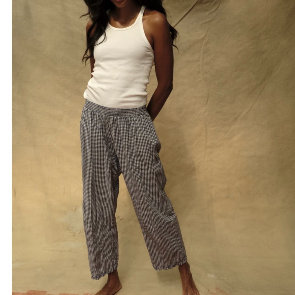 Sonderhaus navy blue plaid boxer pants size small